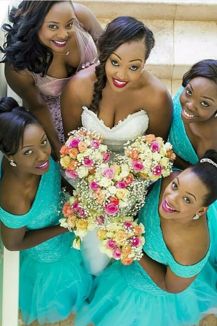 Boat Neck Mermaid Bridesmaid Dresses Tulle & Lace Sweep Train