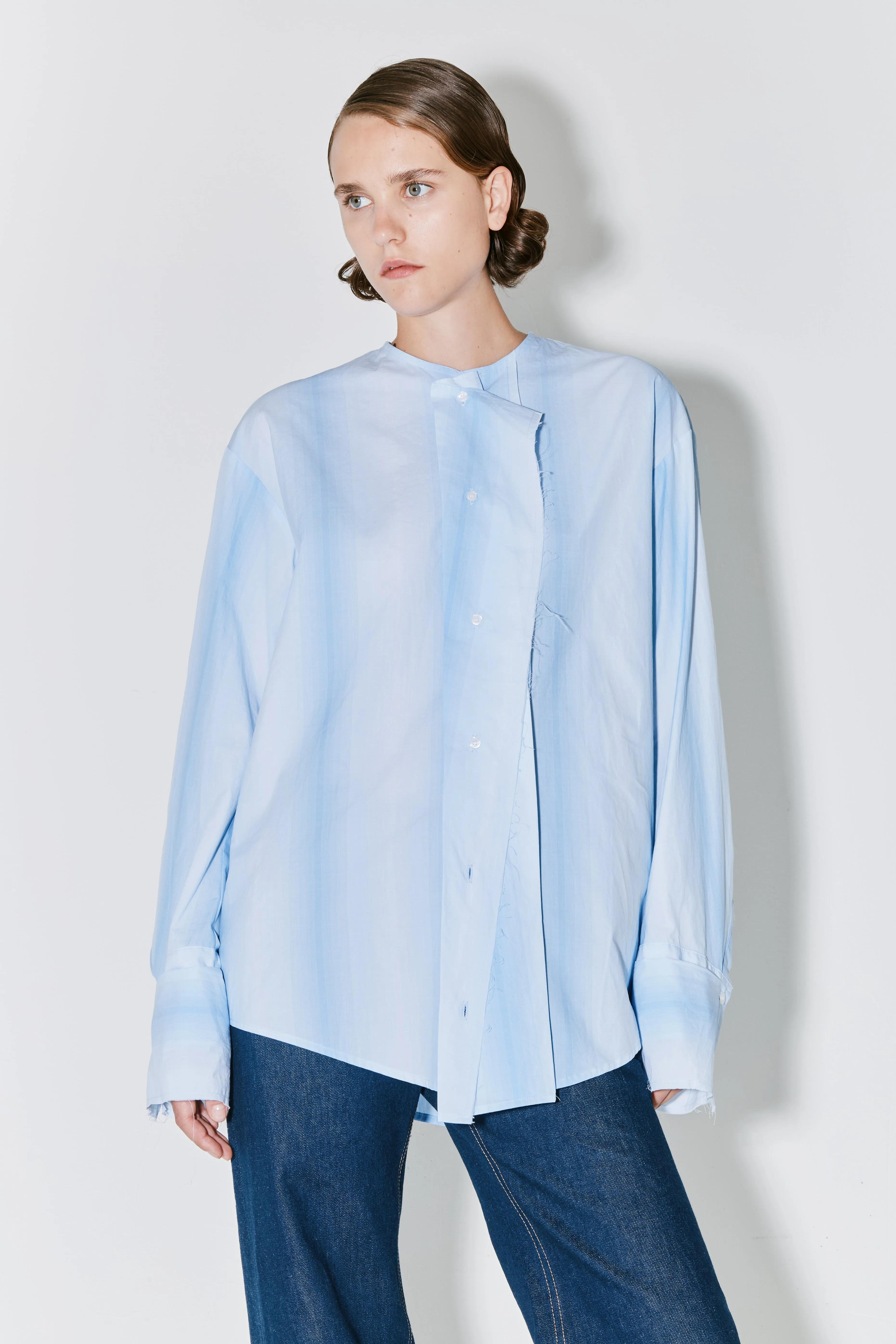 CHAIM shirt light blue thin stripes