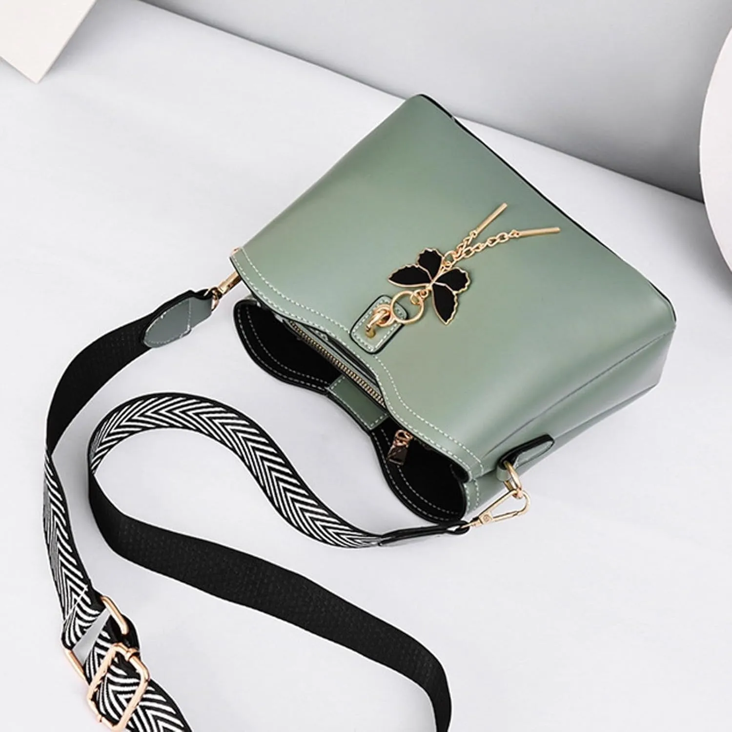 Fashionable And Versatile Women's Casual Large Capacity Simple Solid Color Single Shoulder Crossbody (Green, One Size)