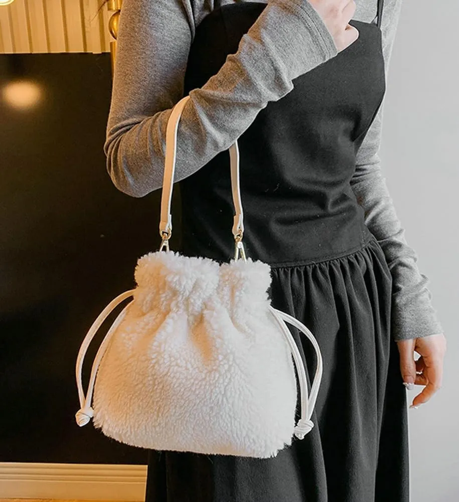 Fuzzy Plush Purse for Women Trendy Bucket Handbag Small Shoulder Crossbody Totes Cute Evening Bag with Drawstring