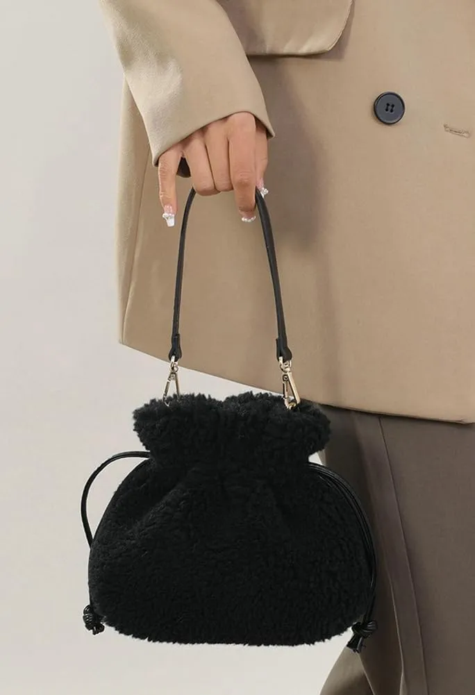 Fuzzy Plush Purse for Women Trendy Bucket Handbag Small Shoulder Crossbody Totes Cute Evening Bag with Drawstring