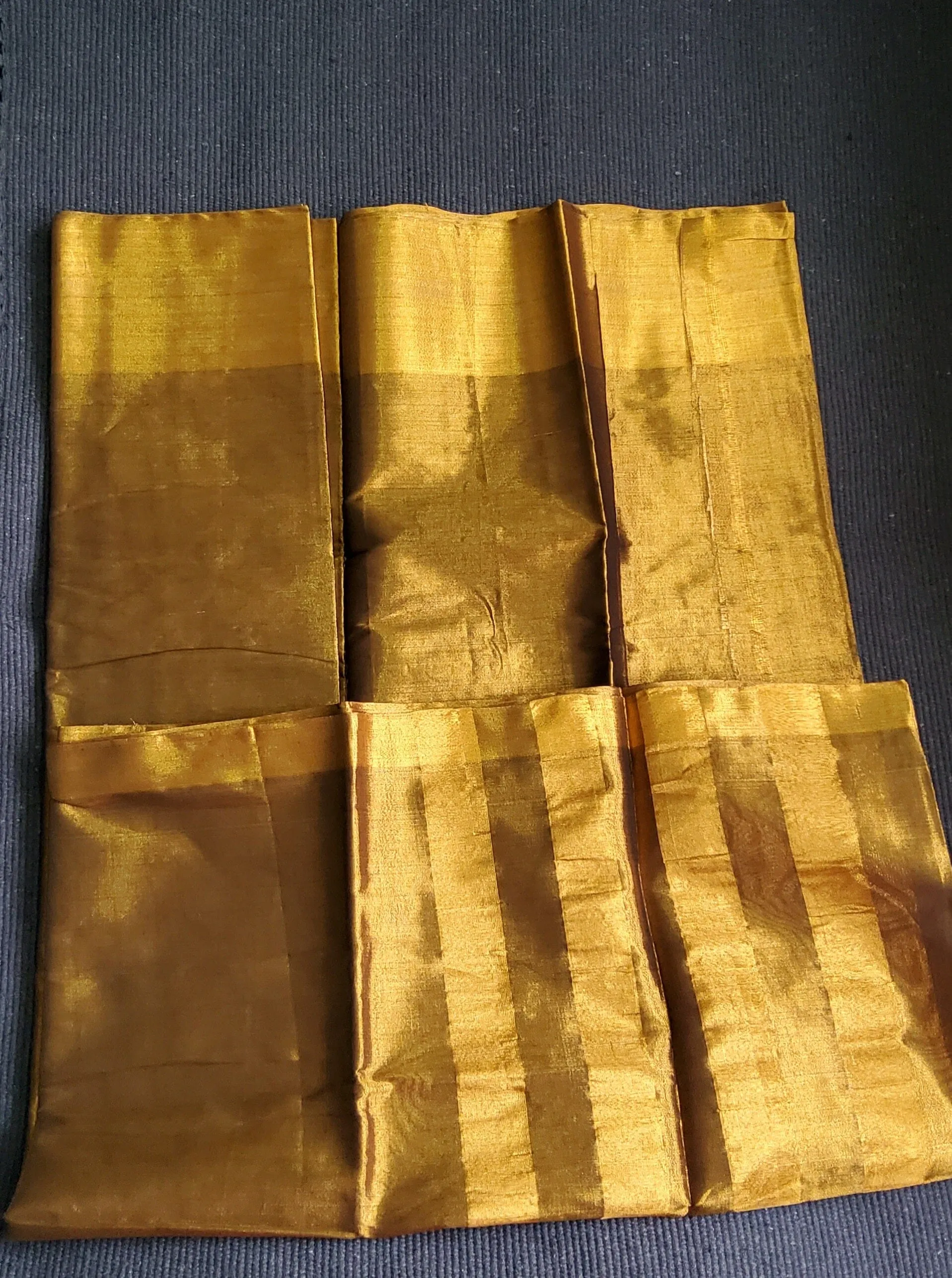 Handloom Cotton Tissue Saree with running Blouse
