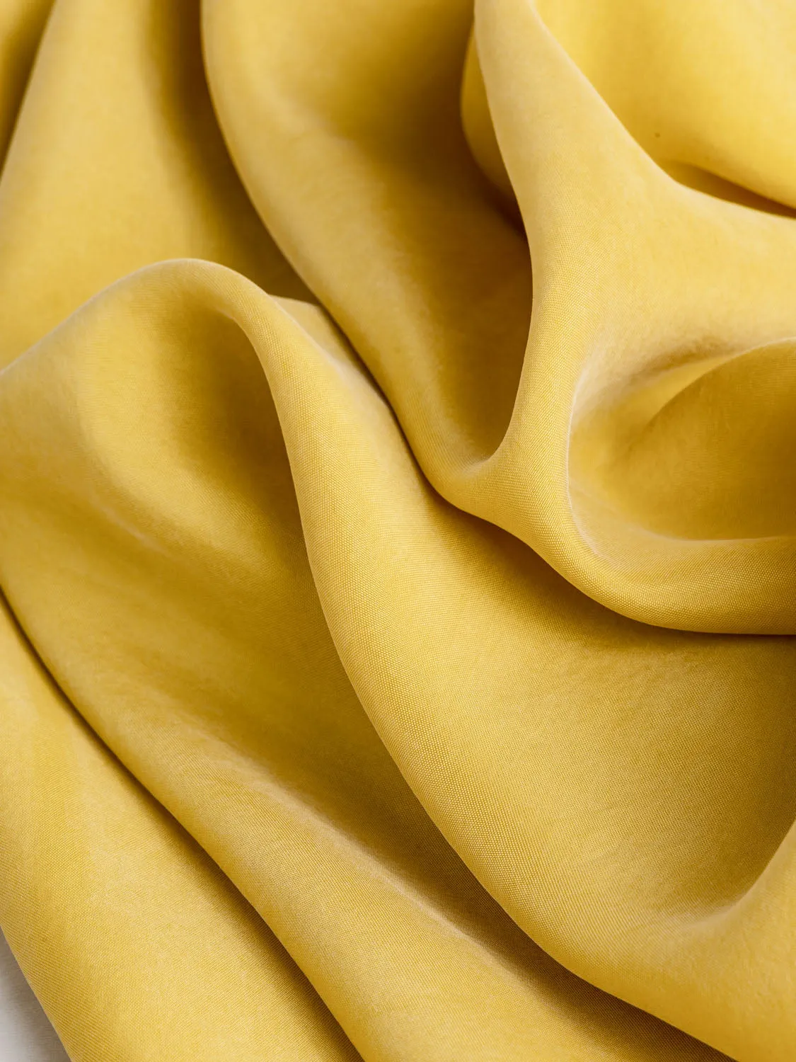 Sandwashed Cupro - Gold - Swatch