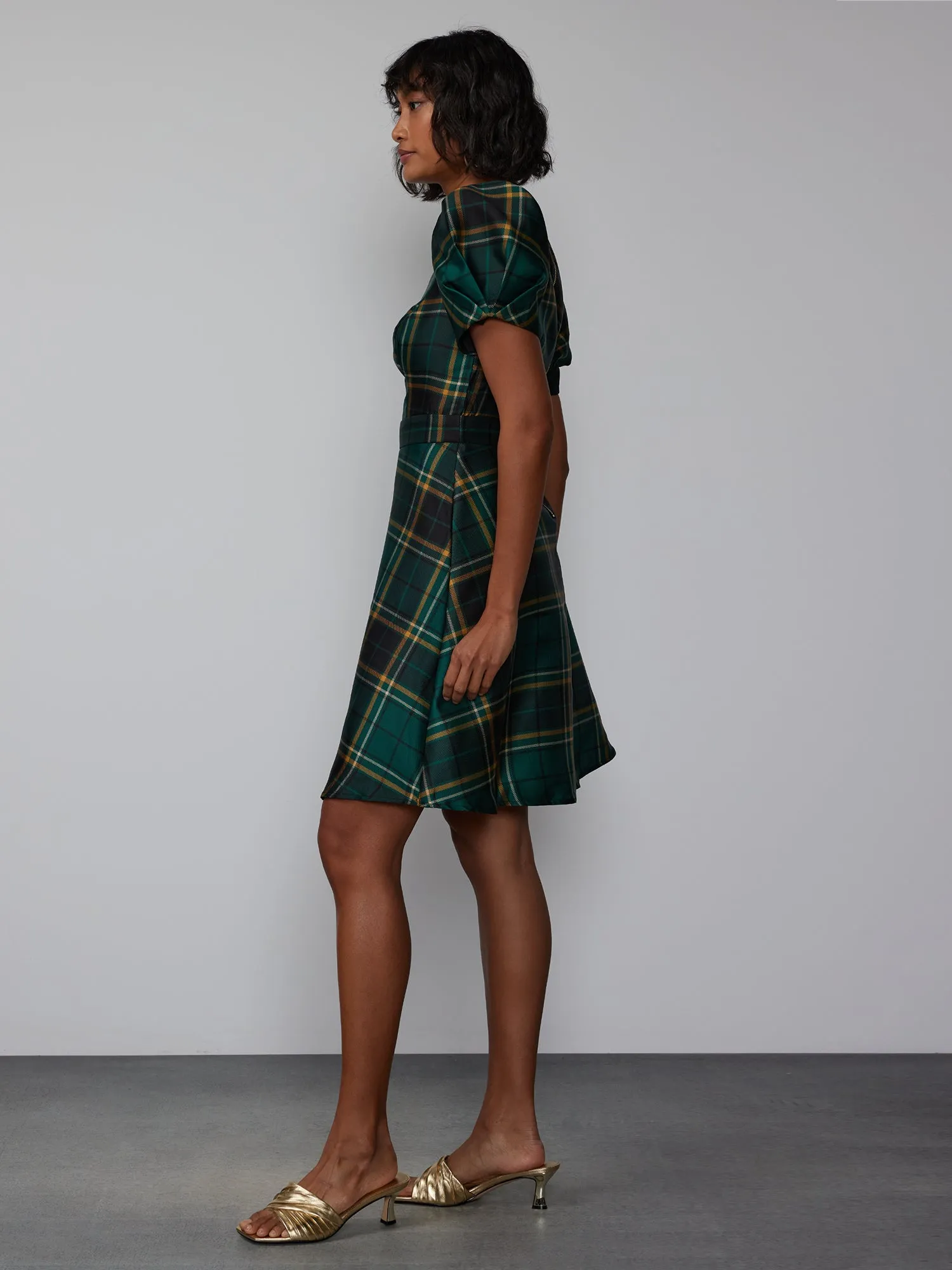Short Puff Sleeve Plaid Dress